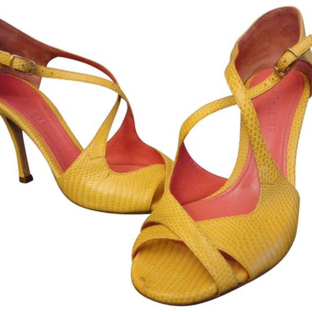 Judith Leiber 37/7 Yellow Gold Snakeskin Karung Sandals Peep Toe Pumps Shoes